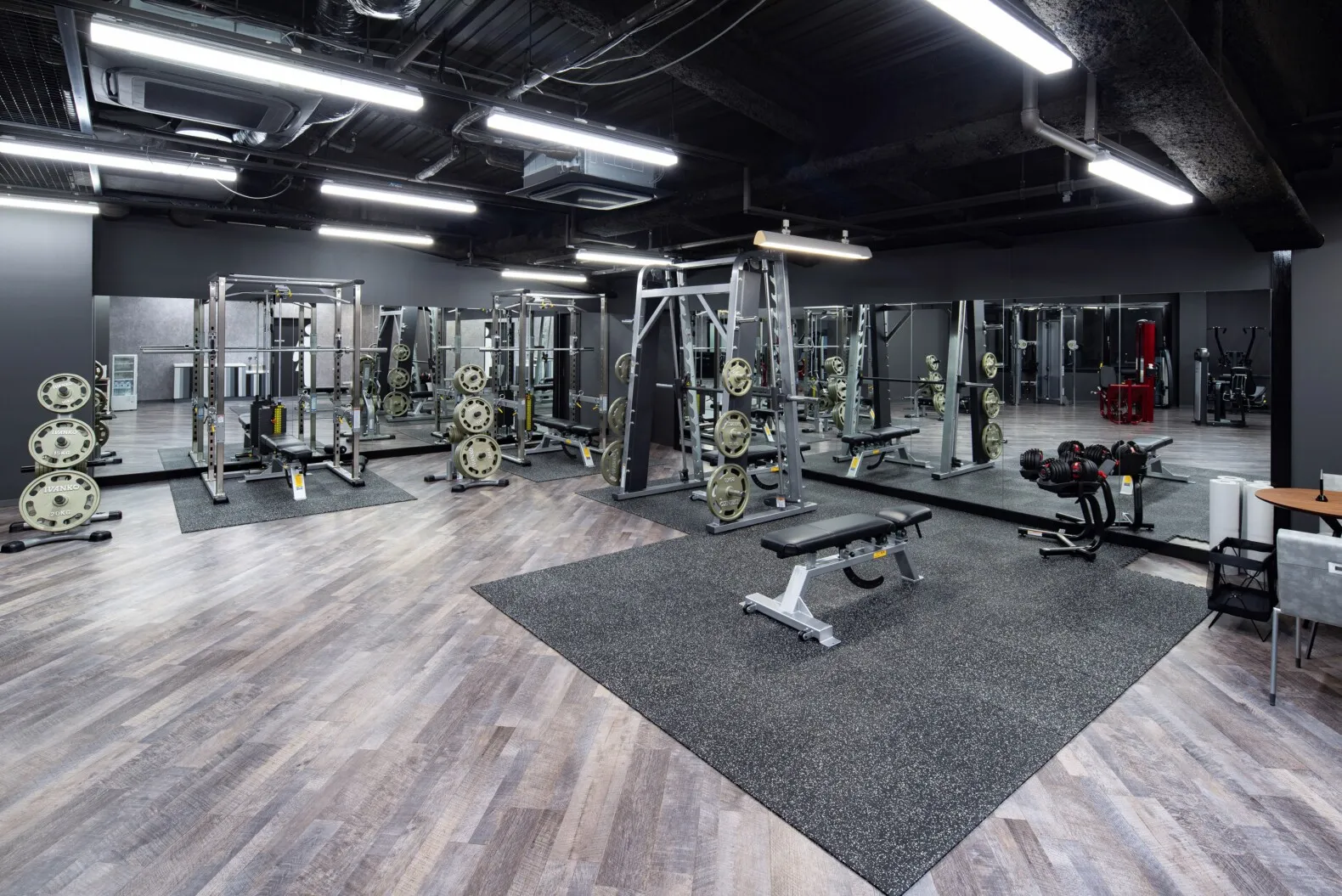 Chicken GYM  Kawasaki | GARAN デザイン・設計実績