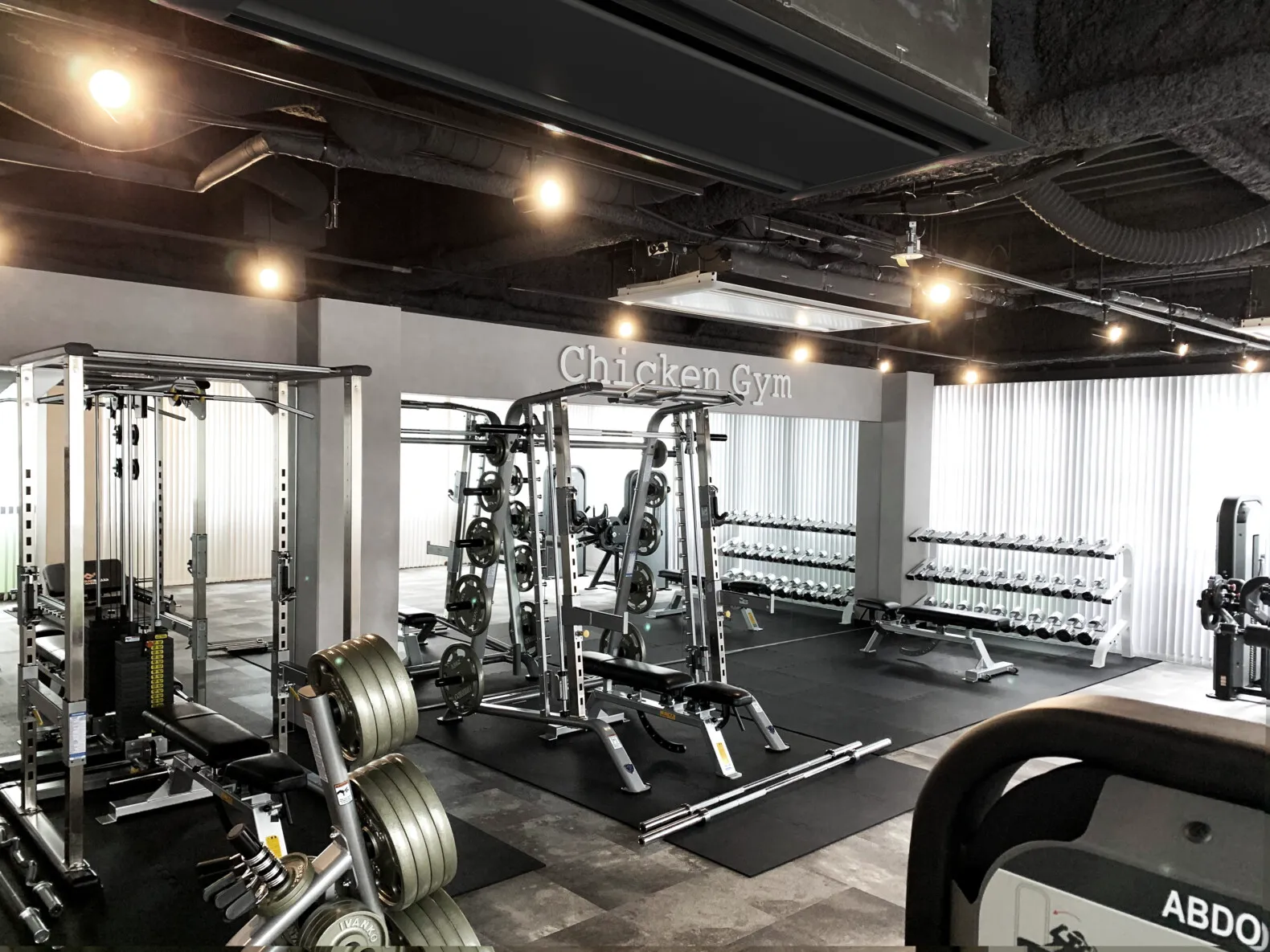 Chicken GYM  Sakai-higashi | GARAN デザイン・設計実績