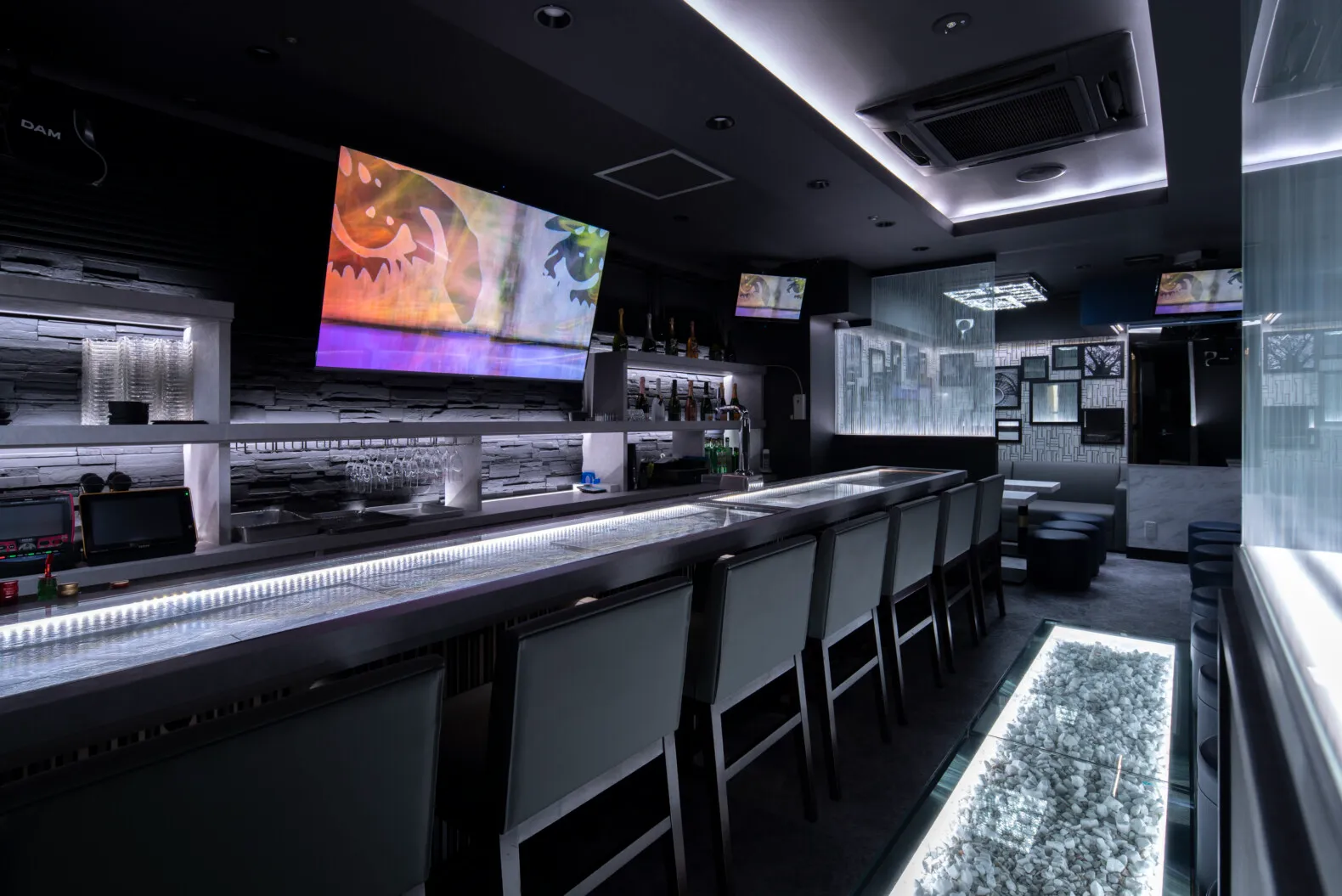 LUXURY BAR QUAR2 | GARAN デザイン・設計実績