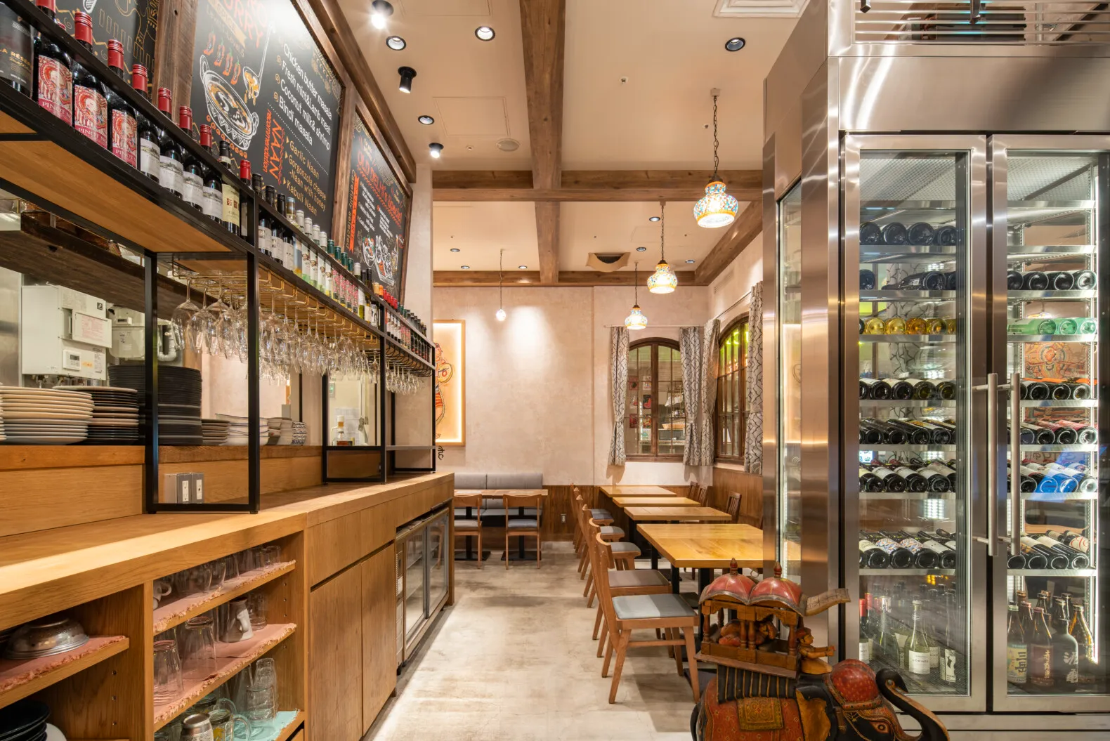 Indian Bistro OLD DELHI | GARAN デザイン・設計実績