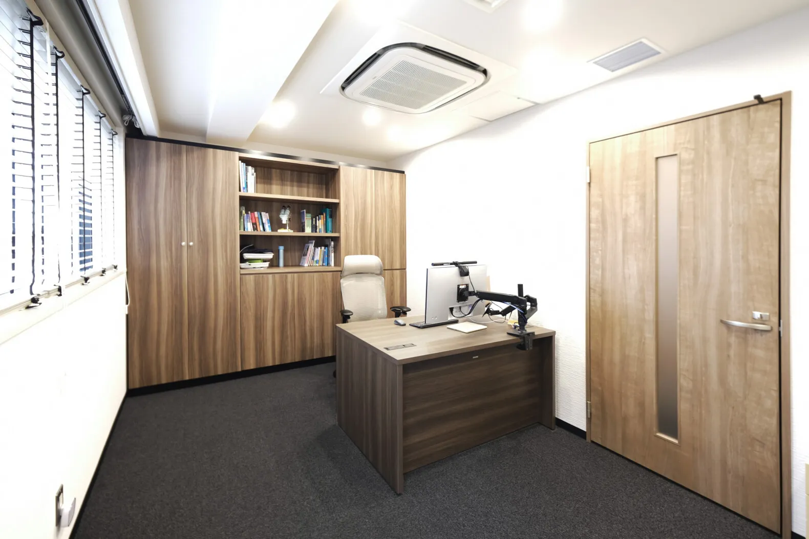BUNKYO NEZU KLINIK | GARAN デザイン・設計実績