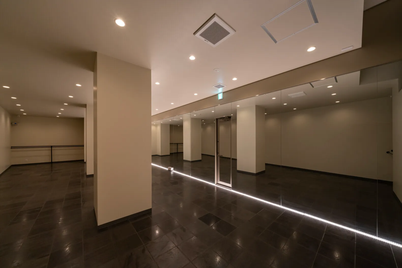 PILATES STUDIO Jiyugaoka | GARAN デザイン・設計実績
